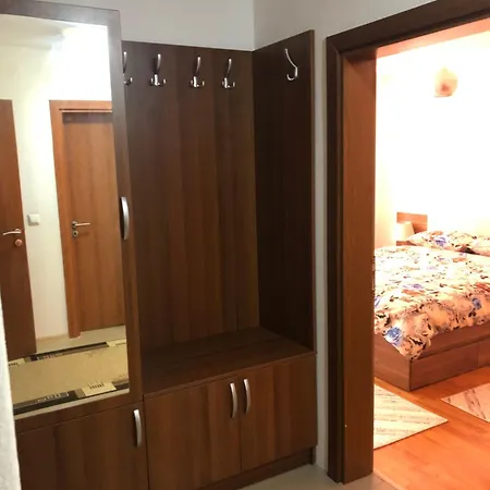 при бети Apartment